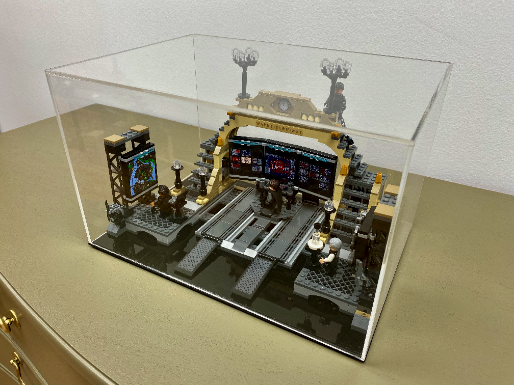 Custom Made Clear Acrylic Box For Collectors