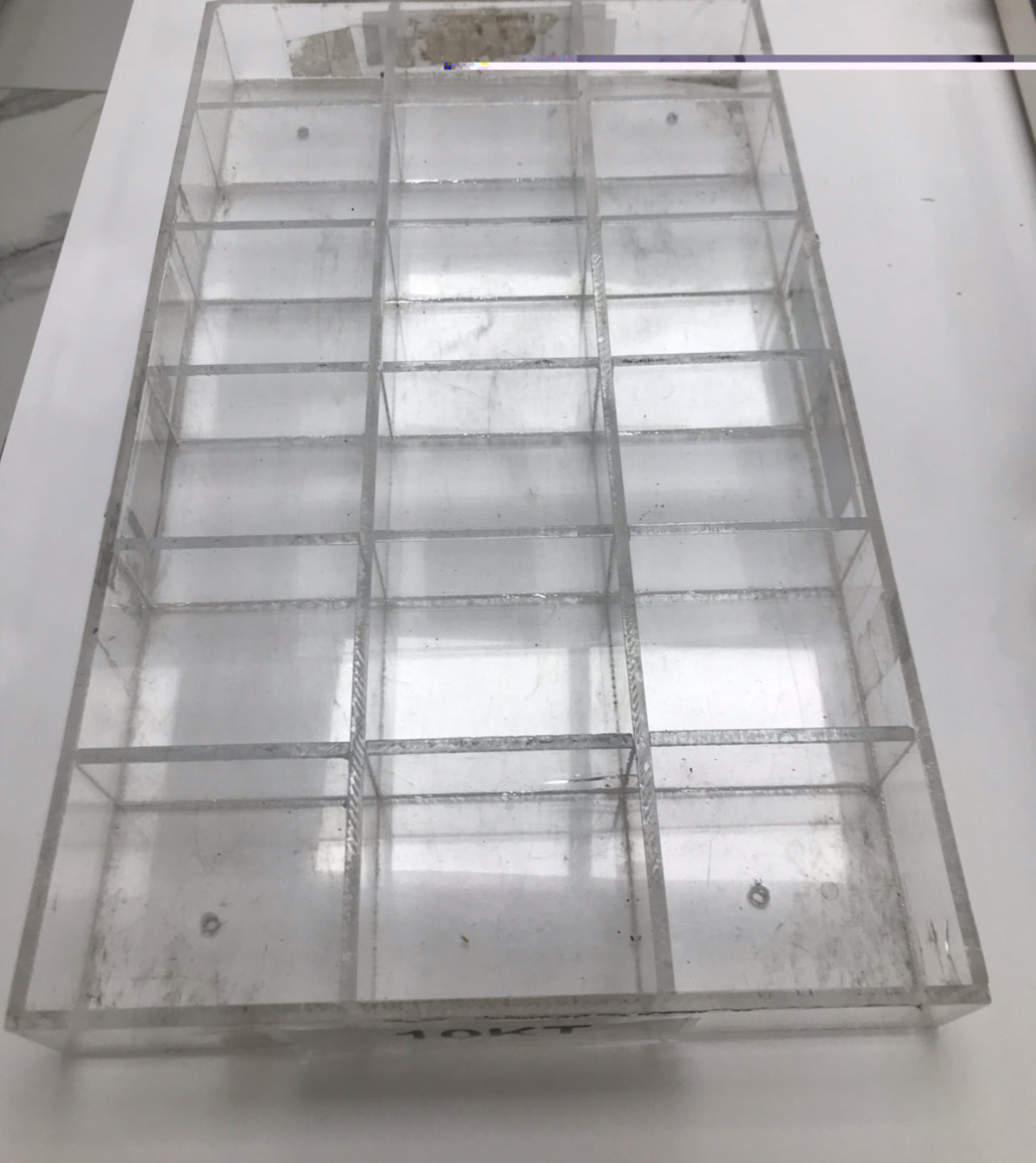 Custom Made Clear Acrylic Boxes With Dividers