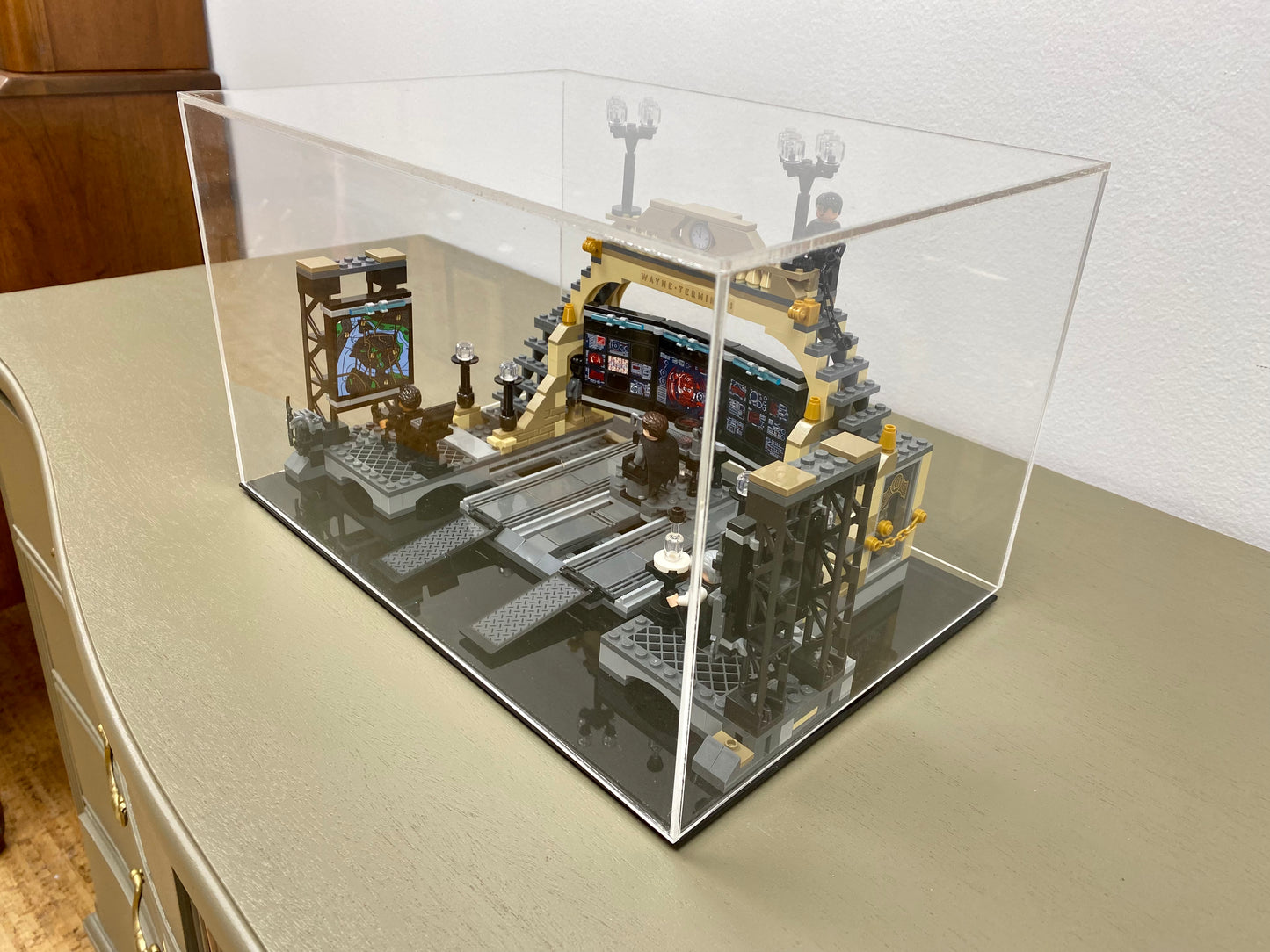 Displays Cases for Collectibles - Game, Boat Or Toys Cases - Custom Size