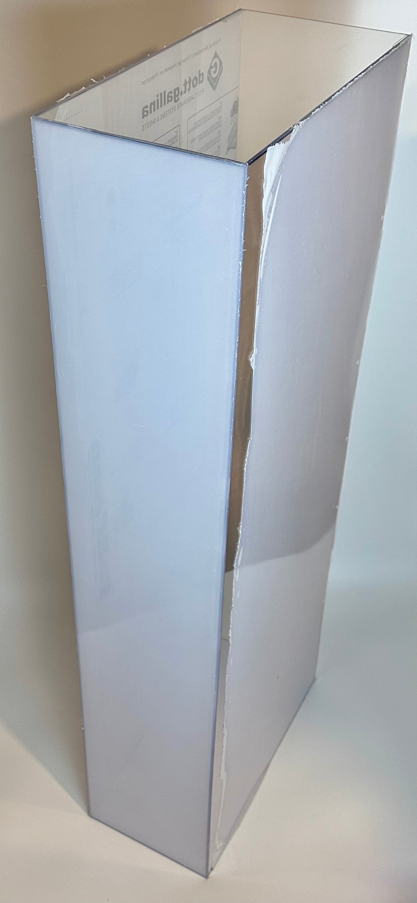 Custom made clear polycarbonate box